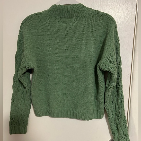 Green Sweater - Picture 3 of 5
